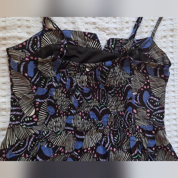 Summer dress size medium - Picture 4 of 7